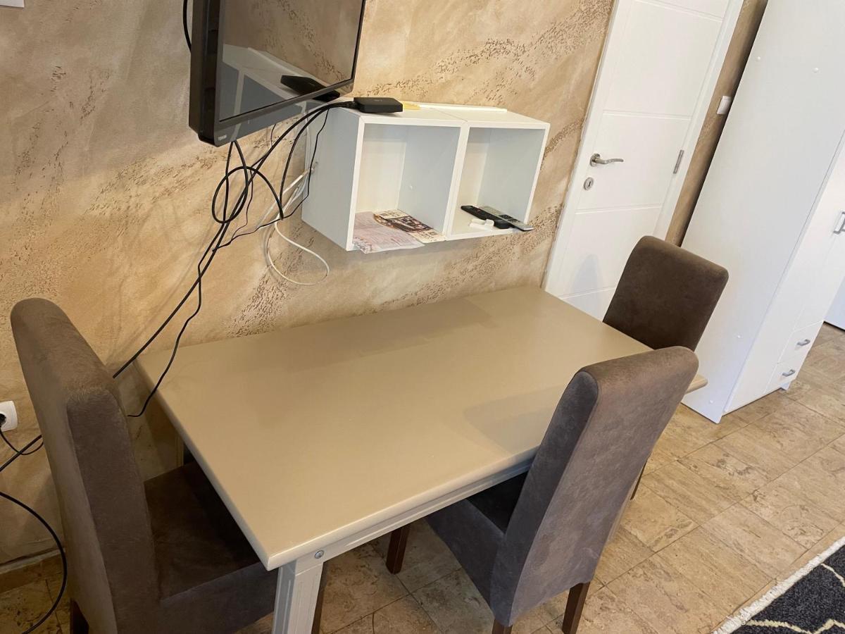 Bora Apartmani - Free Parking - City Center Vranje Luaran gambar