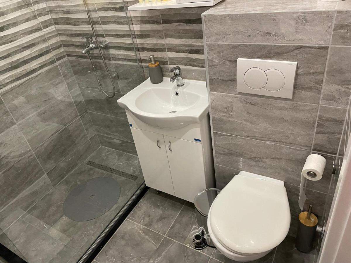 Bora Apartmani - Free Parking - City Center Vranje Luaran gambar