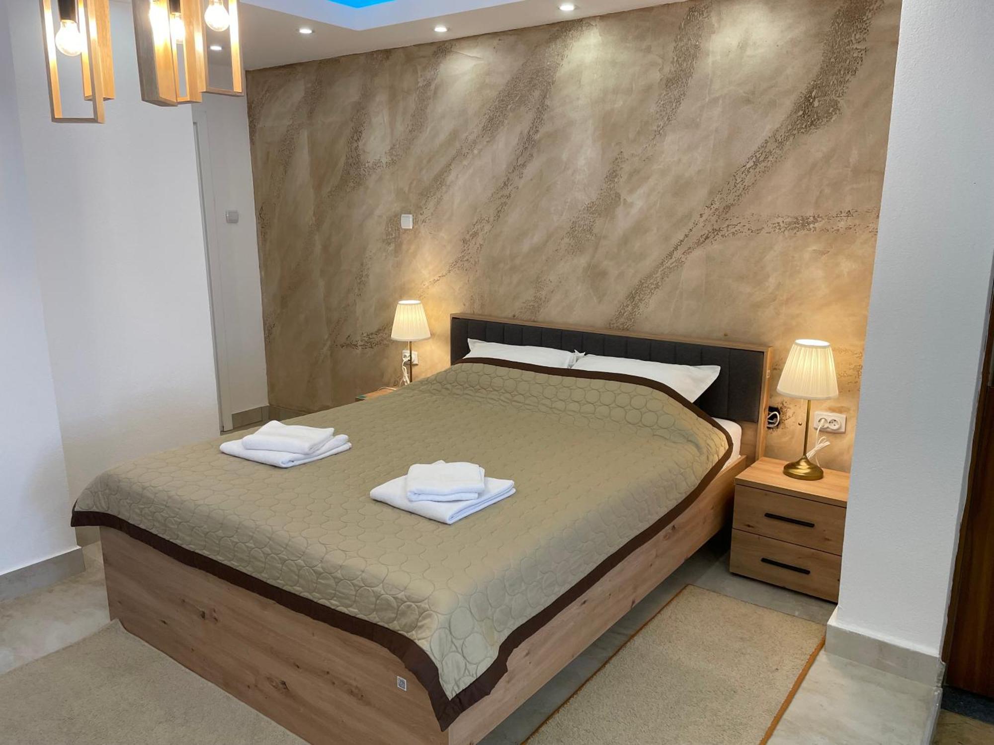 Bora Apartmani - Free Parking - City Center Vranje Luaran gambar